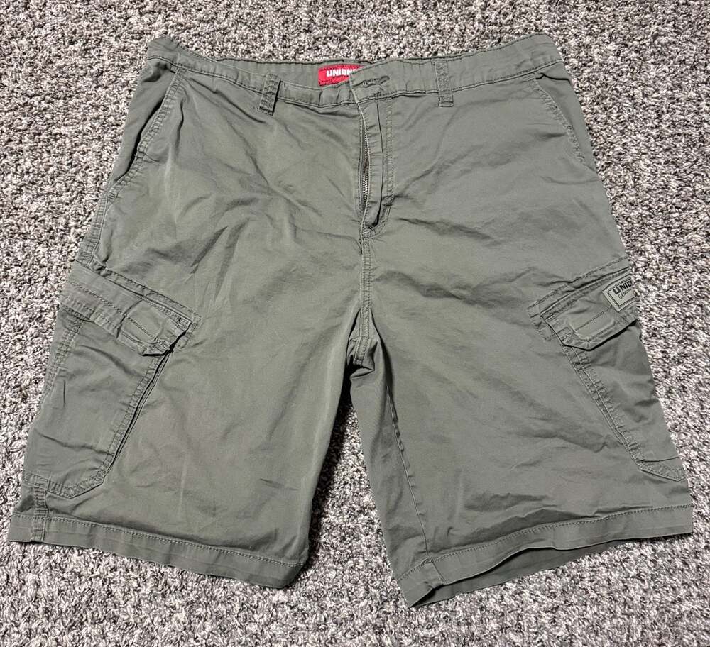 Unionbay Olive Green Cargo Shorts Size 40 Y2K Utility Baggy
